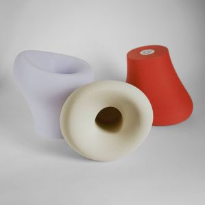 Vase Hug rouge