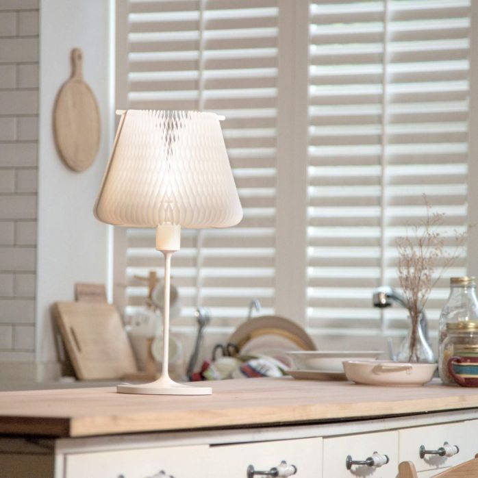 Lampe à poser en papier NANUM 