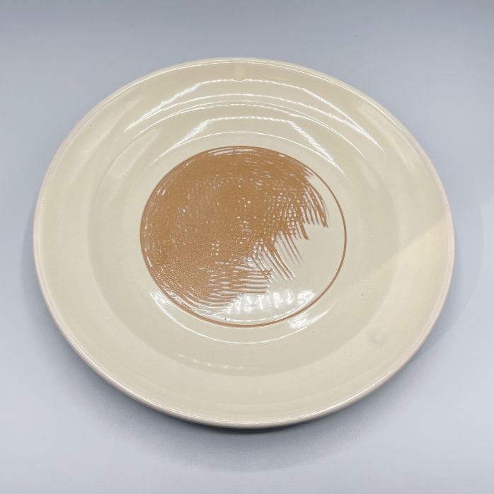 Assiette "Piatto graffiato XL" N°2 Par Sargsan Na Soontorn et Fasano Ceramiche