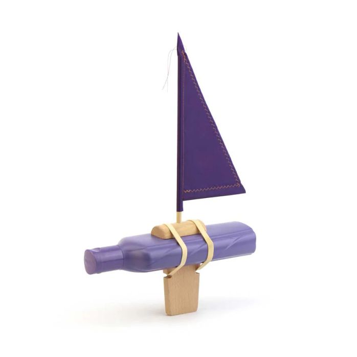 Bottle Boat by Floris Hovers