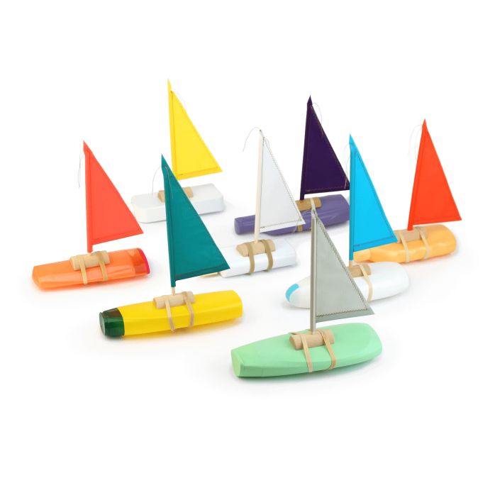 Bottle Boat by Floris Hovers