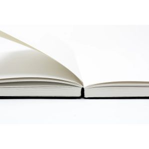 sketchbook Bauhaus 21x21 cm 120g Black - Pages blanches